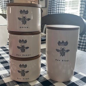 Rae Dunn Bee Set 🐝